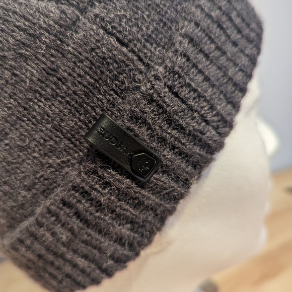 Rudsak Winter Hat. NWT. - Picture 5 of 10
